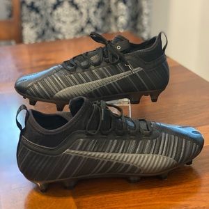 PUMA ONE boy’s Soccer Cleats